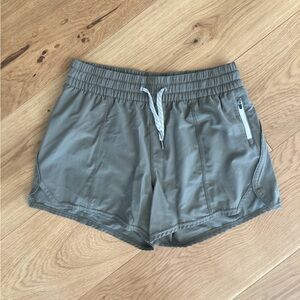VUORI Clementine Shorts